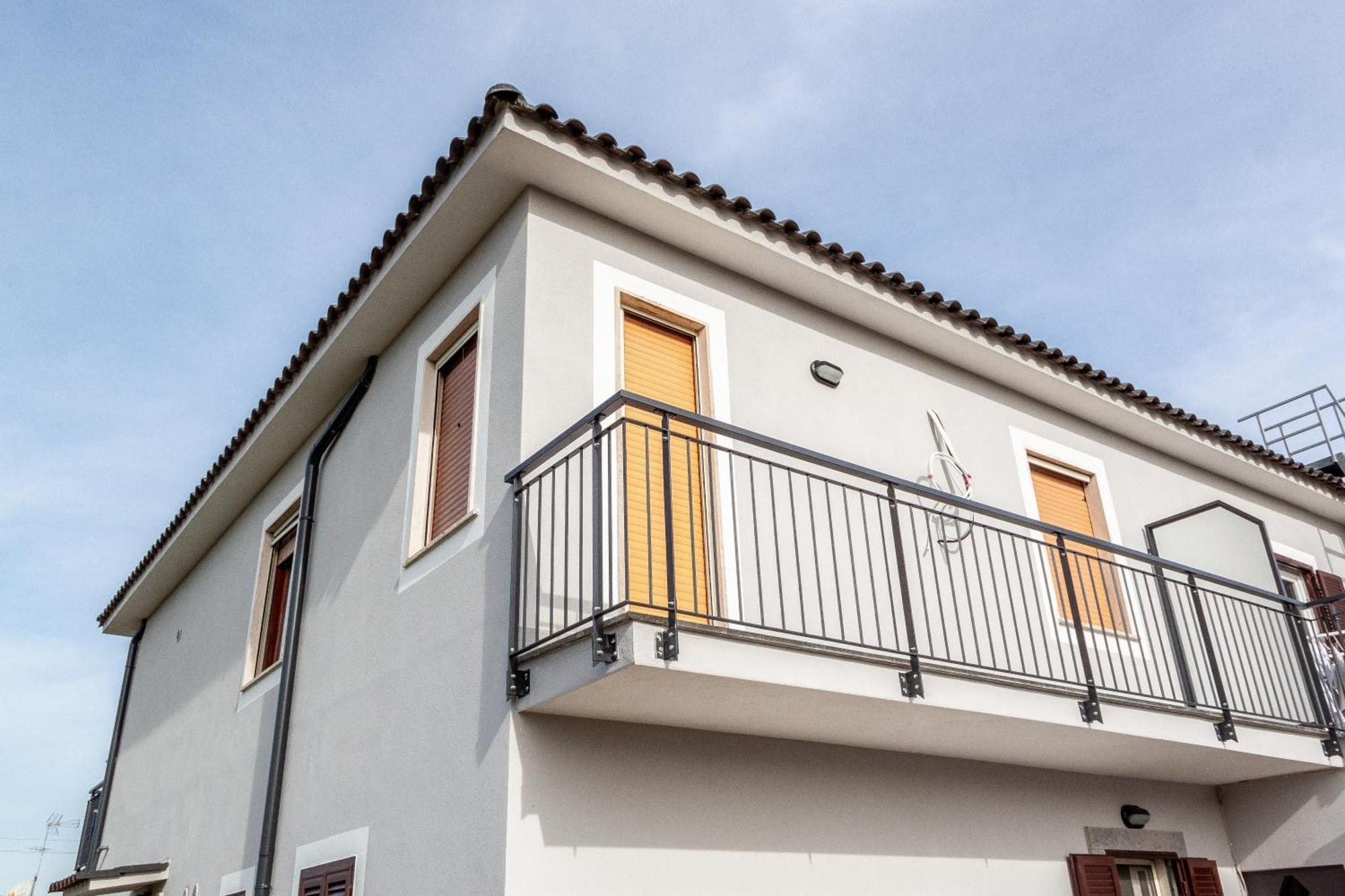 A Casa Di Marco Guesthouse - Apt Di Ciampino E Stazione Per Roma Марино Экстерьер фото